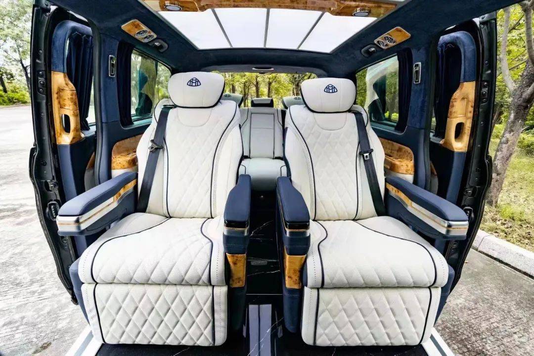 汽车座椅快速成型(图2) 汽车座椅快速成型(图2)