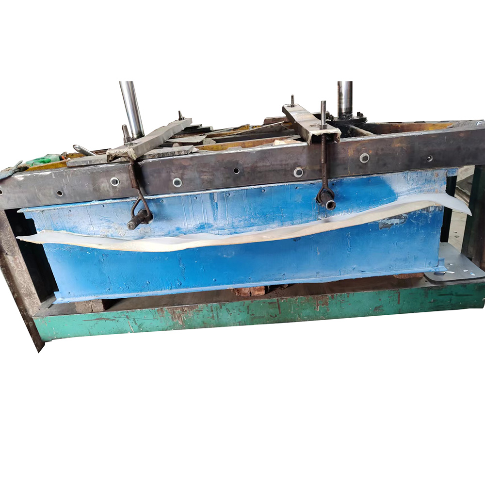 汽车软内饰试制(图5) 汽车软内饰试制(图5)