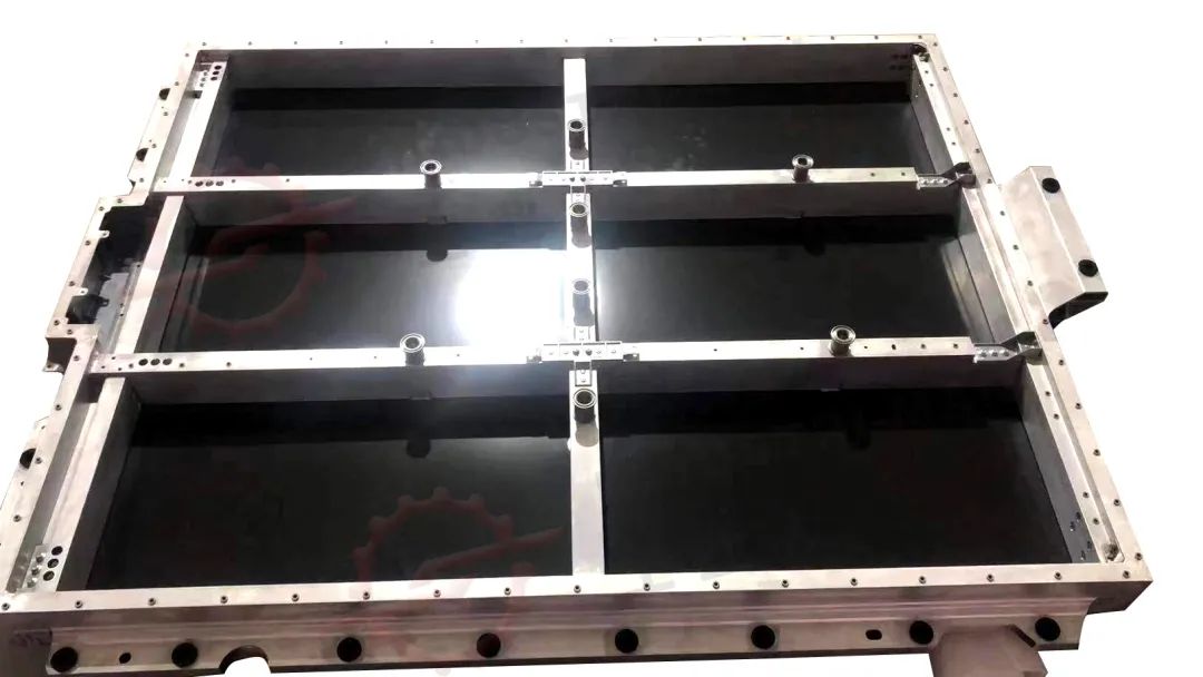 电池包壳体铝合金液压成型,助力新能源汽车稳步大发展(图6) 电池包壳体铝合金液压成型,助力新能源汽车稳步大发展(图6)