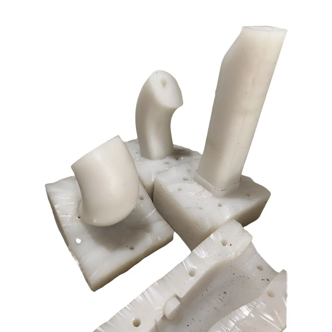 软质、软胶手板的硅胶复模(图3) 软质、软胶手板的硅胶复模(图3)