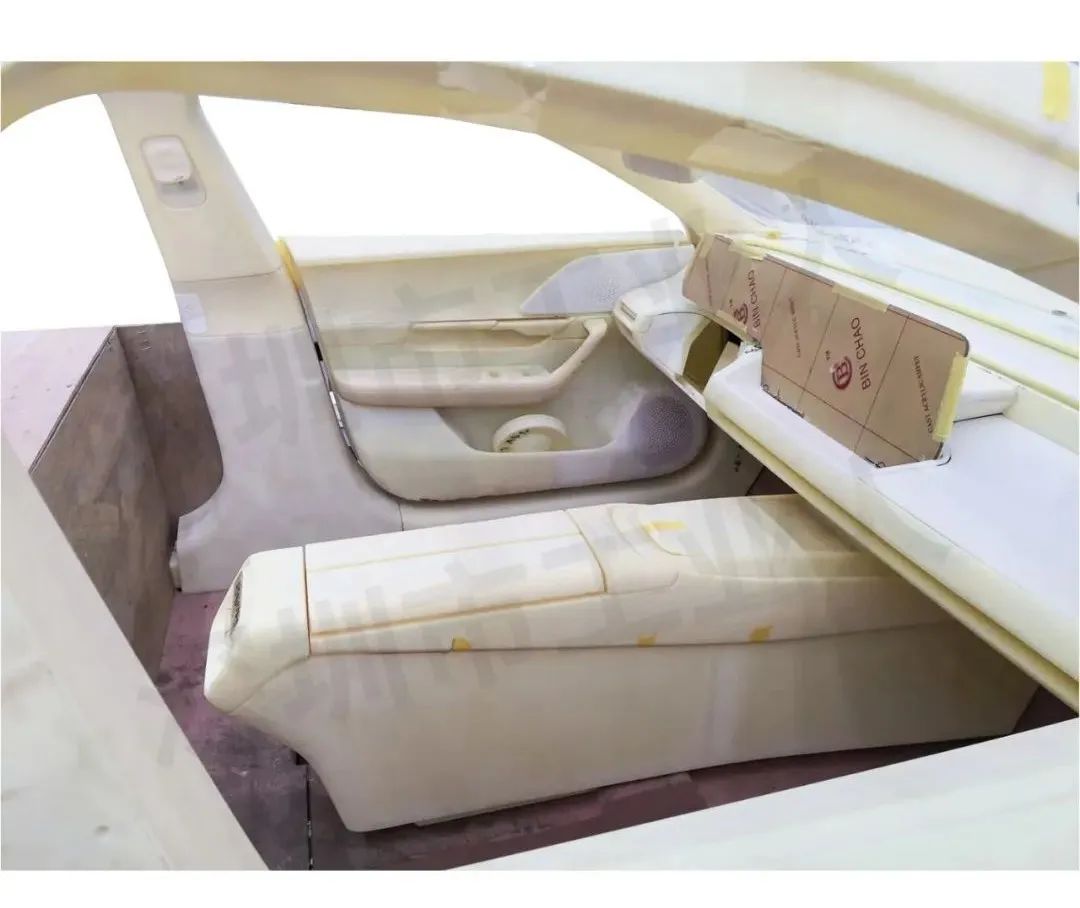 汽车内饰色彩模型CNC加工(图6) 汽车内饰色彩模型CNC加工(图6)