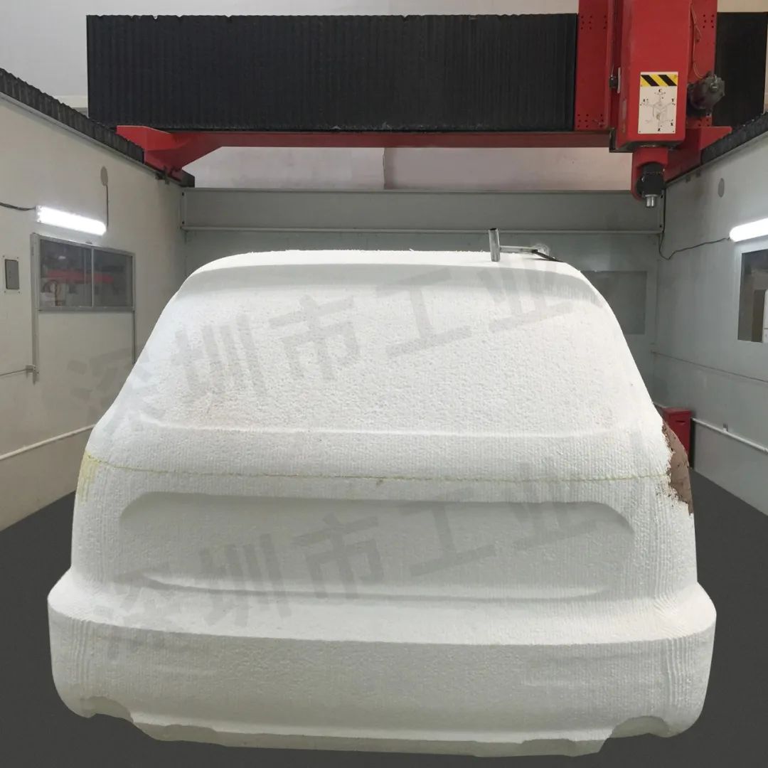 五轴CNC加工汽车手板模型(图1) 五轴CNC加工汽车手板模型(图1)