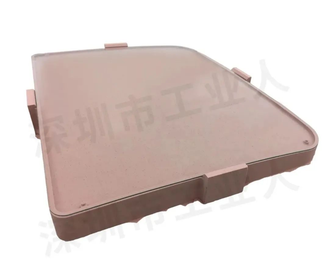 五轴CNC加工汽车手板模型(图4) 五轴CNC加工汽车手板模型(图4)