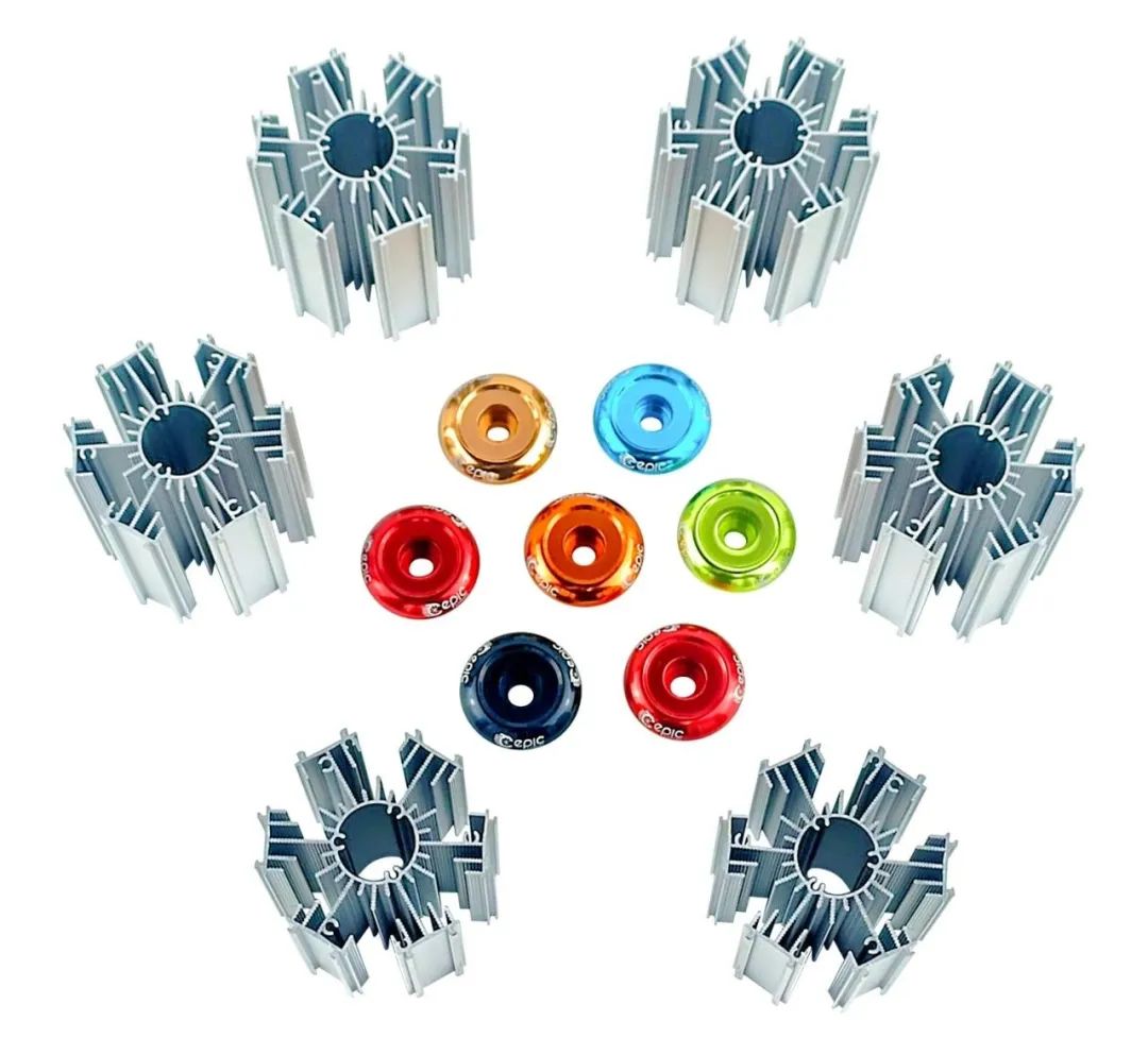 手板加工与零件机加工(图5) 手板加工与零件机加工(图5)