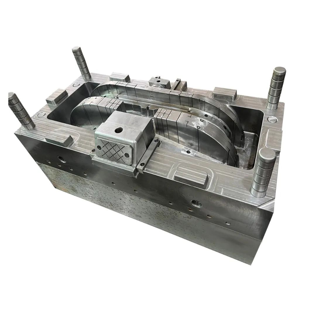 1:1展车模型(图6) 1:1展车模型(图6)