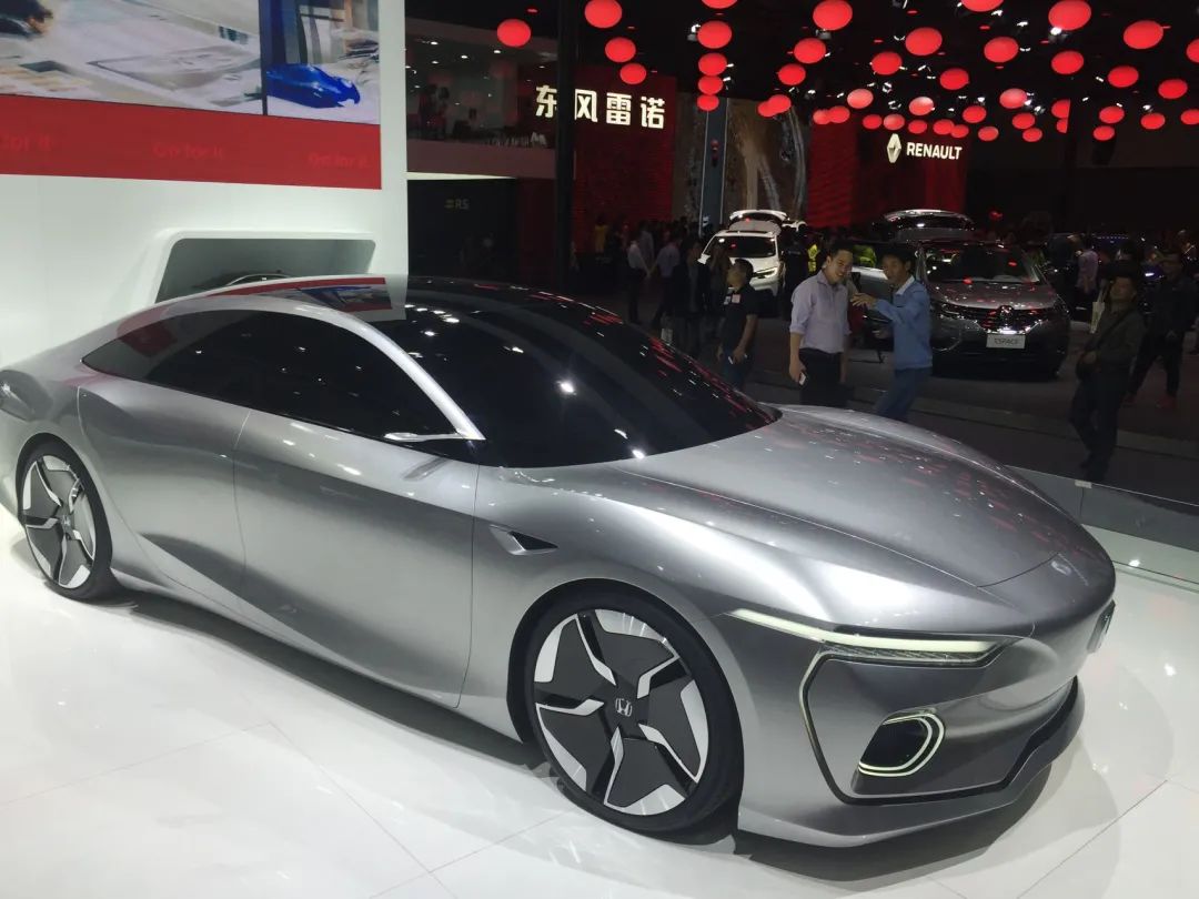 快速成型技术在汽车研发中的应用(图7) 快速成型技术在汽车研发中的应用(图7)