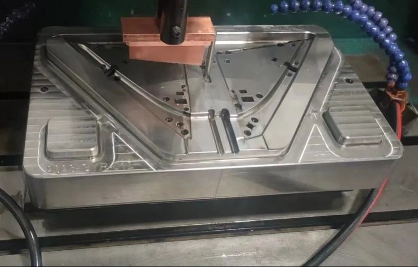 工业人|注塑模具的发展趋势和未来展望(图2) 工业人|注塑模具的发展趋势和未来展望(图2)