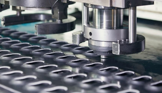 工业人|钣金精密孔工艺(图2) 工业人|钣金精密孔工艺(图2)