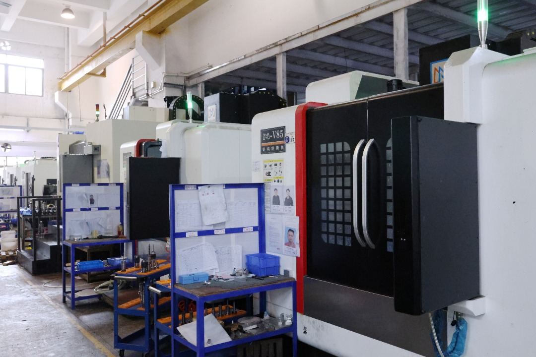 人形机器人CNC加工(图3)